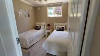 Poolside Guest House - 7