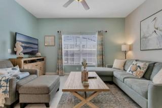 StoreyLake Disney Pool Home, Lake View, By Disney - Kissimmee - 5