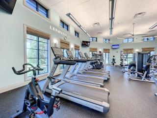 ChampionsGate Amazing Themed Mansion near Disney - 6