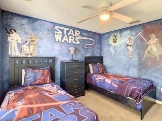 Windsor Hills Star Wars, Frozen, Mickey 2mi Disney - Orlando - 6