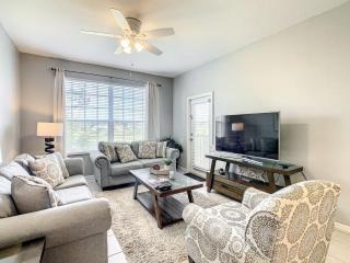 Windsor Hills Themed Condo, 2.5mi to Disney - Orlando - 4