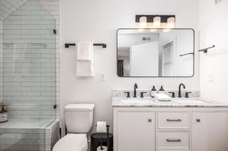 Condo by Vanderbilt and Belmont, 3 miles to Downtown & Free Parking - 1