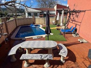 Chalet vacacional en Pelayos - Pelayos de la Presa - 4