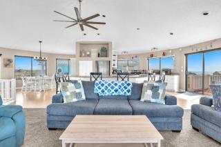 Island Tower by Oak Island Accommodations - Oak Island - 1