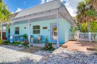 Come enjoy the Sand, Sun and a Little Rum - Holmes Beach - 0