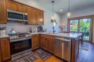 Suncadia 2 Bdrm Pet Friendly Townhome Close to Swim and Fitness Center - Cle Elum - 2