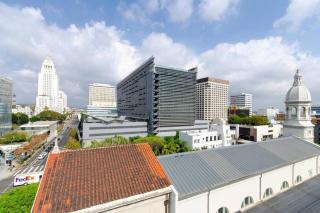 Cozy 3bed Condo with balcony & a rooftop pool - Los Angeles - 9