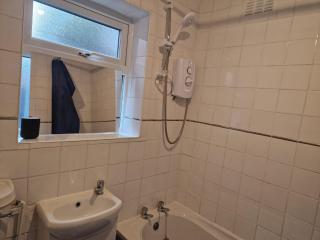 Suite 2: Chic Room near City Centre - Sheffield - 5