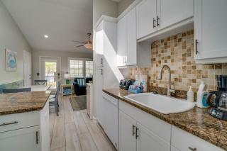 A Blue Lagoon on Anna Maria with Heated Pool - Anna Maria - 3