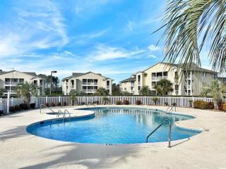 Watch the Yachts Waterway Landing Retreat w Pool - Myrtle Beach - 6