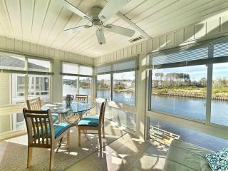 Watch the Yachts Waterway Landing Retreat w Pool - Myrtle Beach - 5