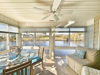 Watch the Yachts Waterway Landing Retreat w Pool - Myrtle Beach - 3
