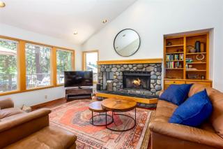Topflite 7 Hot tub Bikes SHARC Dogs OK AC - Sunriver - 0