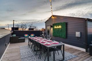 NEW Pink Howdy Oasis 13 Beds Rooftop View Parking - Nashville - 8