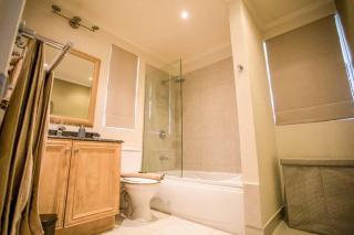 Designer Penthouse - Stunning Property with Amazing Views - Saint James - 5