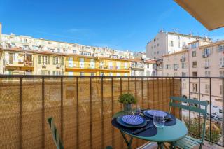 Nice Renting - 9b Massena - Chic Escape in the Heart of Nice Comfort & Charm ! - 9