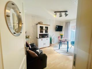 SommerLund - macht Laune auf Meer - Ruhige und sonnige Ferienwohnung mit Terrasse und Garten nahe Strand und Ostsee - Schönhagen - 4
