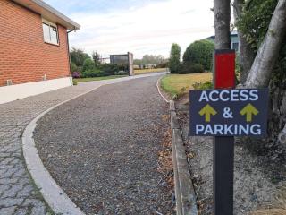 Clover Hill Studio Apartment - Milton - 5