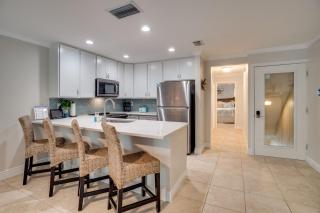 Cozy Condo less than 3 min walk to White Sandy Beaches - Holmes Beach - 8