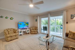 Cozy Condo less than 3 min walk to White Sandy Beaches - Holmes Beach - 6