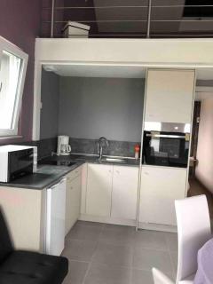 Maison charmante à Munwiller avec terrasse et parking gratuit. - Munwiller - 2