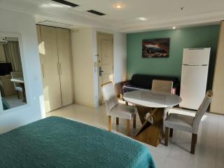 Barra Prime Flats, Ed Mediterrâneo, wi-fi 400Mb, balsa pra praia grátis, ar condicionado novo! - 4