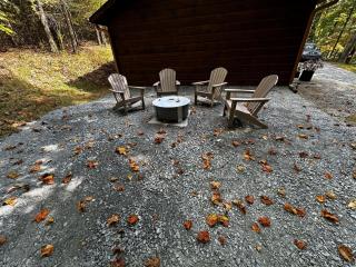 Peace of Paradise | Hot Tub - Mineral Bluff - 2
