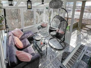 Family friendly home close to golden circle and to city central! - Reykjavik - 0