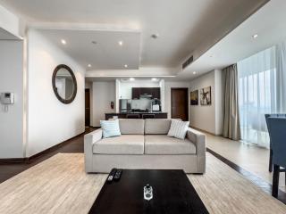 Sky-High 2-BDR Gem Sports City - Dubai - 0
