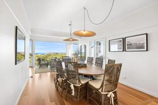 Luxury ocean front holidays, footsteps to beach - 4
