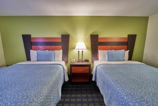 The Mariner Resort Cape Cod by The Red Collection - West Yarmouth - 7
