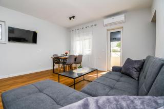 Apartments Neli - Trogir - 4