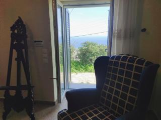 Comfortable Apoikia house for 2 - 5