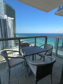 Marena Resort - Sunny Isles Beach - 1