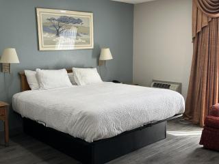 Days Inn by Wyndham Medford - 5