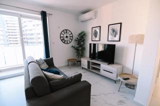 Bright 2 Bedroom flat in Sliema! - Sliema - 8