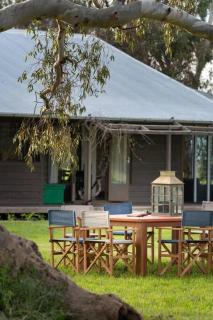 Linleigh Farmhouse With Mountain Views - 5