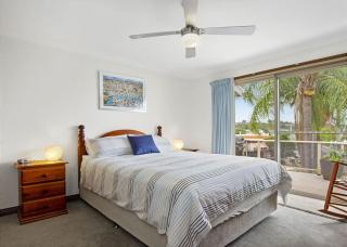 Beach Road The Somers - Batehaven - 1