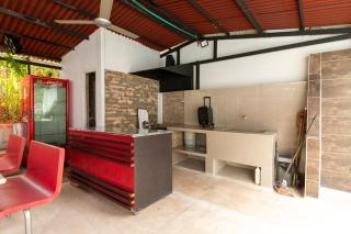 THE HOUSE of FLOWERS - Melgar - 8