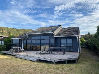 Hosts on the Coast - Shimmering on the Shore - Matarangi - 8