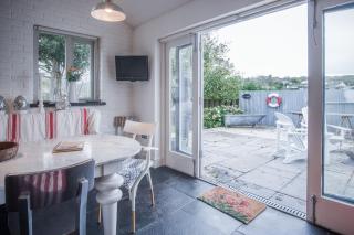 Ty Y Mor Aberporth - 4