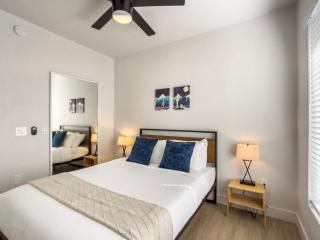 CozySuites at Kierland Commons by golf course! - Scottsdale - 7