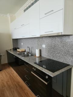Luxury and Cozy Apartments 150 Meters from the Beach, 750 Meters from Lungo Mare - Vlorë - 4