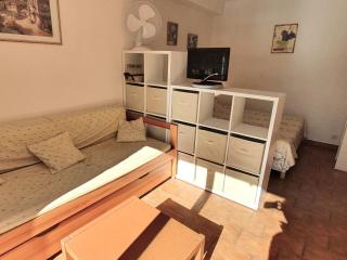 Studio avec coin-nuit, piscine, terrasse et parking à Sainte-Maxime, proche plages et commerces - FR-1-780-74 - Sainte-Maxime - 5