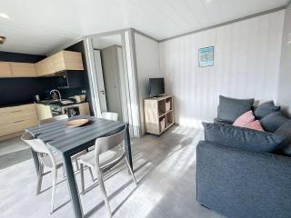 Chalet élégant à Jullouville : plage, terrasse, piscine chauffée, 4 couchages - FR-1-361-534 - Jullouville-les-Pins - 9