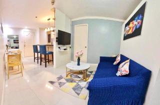 Cozy Condo Unit at Palm Towers - Manila - 0