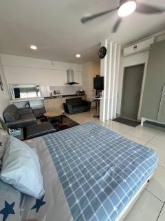 Modern Studio @Evo #4pax - 1