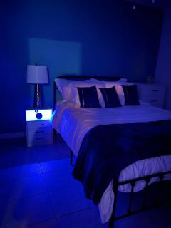 Colorful Relaxation Luxe Family Stays - El Paso - 8