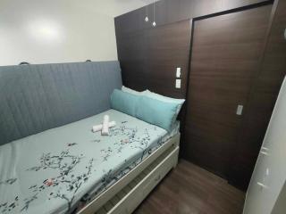 1 Bedroom with Balcony at Air Residences, Makati - Manila - 5