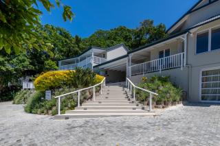 Hide-Away Guest House - 8